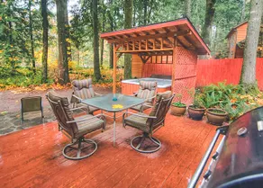 On the River, Fireplace, Hot Tub. Dogs Welcome - Image 2