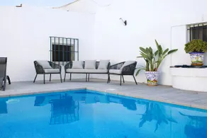 Casa Vacacional 'Preciosa Casa Tradicional' con Piscina Privada, Wi-Fi y Aire Acondicionado - Image 3