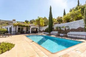 Villa Casa Cristina mit Bergblick, Pool, Garten, Klimaanlage und WLAN - Image 2