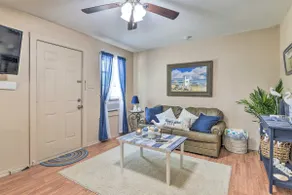 Cozy Beach/Fishing Cottage in Aransas Pass! - Image 4