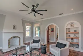 Historic Home w/ Yard Near St Mary's Strip! - Image 4