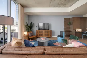 Rainey Street Luxury | Best Pool and Views in ATX - Image 2