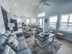 Waterfront Bay Views | Beautiful Private Pier - Image 5