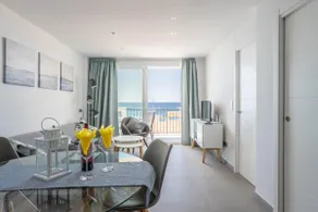 Apartment Arce Frontline seaview - Image 4