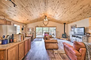 4-Season Mountain Escape with Breathtaking View! - Image 3