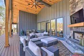 Boat Dock & Slip: Riverfront Home in Heber Springs - Image 2