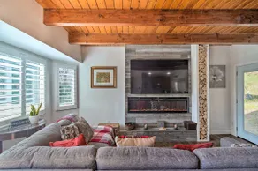 Crestline Cabin w/ Deck: 1 Mi to Lake Gregory - Image 5