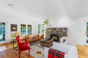 'The Hammersley' Luxury Waterfront Estate! - Image 4