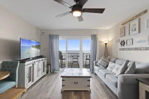 Gorgeous views, Oceanfront, Pool,The Driftwood! - Image 4