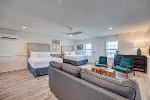 Saltwater Suites, 305 Queen 3rd Floor - Image 2