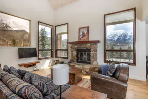 Cozy Condo, Hot Tub, Pool, Hiking/Fishing Close! - Image 2