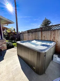 Pleasure Point Getaway with hot tub, dog friendly! - Image 5