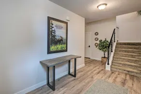 Inviting Hideout Townhome w/ Balcony & Lake Views! - Image 4