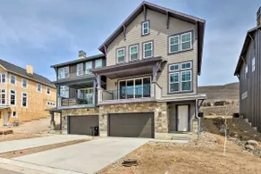Inviting Hideout Townhome w/ Balcony & Lake Views! - Image 3