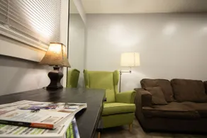 Chic Capitol Hill Apartment - Image 3