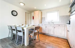 4 Bedroom Cozy Home In Heinkenszand - Image 5