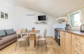 Schöne 2-Zimmer-Wohnung in Pula - Image 3