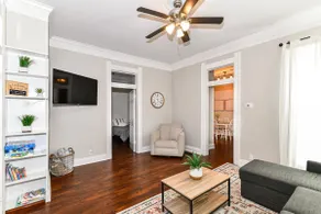 Downtown Home near Ruoff & Grand Park - Image 5