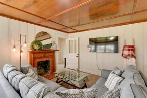 Chic Columbia Home < 2 Mi to Historic Square! - Image 2