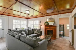 Chic Columbia Home < 2 Mi to Historic Square! - Image 4