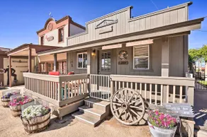 Western-Style Family Home: 15 Mi to Lake Pleasant - Image 3