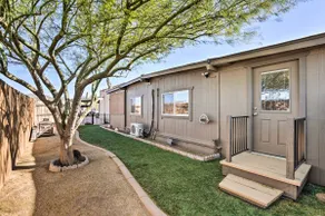 Western-Style Family Home: 15 Mi to Lake Pleasant - Image 2