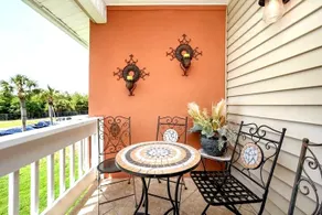 Captains Quarters *Heated Pool* Pet Friendly - Image 4