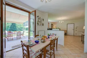 Villa La Dolce Vita: Lake Maggiore 3BR, Fenced Garden, Parking near Beaches - Happy Rentals - Image 5