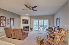 Lakefront Condo w/ 3 Pools, Boat Slip & Patio Views at 13mm of the BIg Niangua - Image 5
