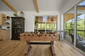 Fall Getaway | Hot Tub, Creek + Bunkroom + Kings - Image 4