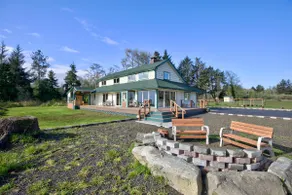 The Inn on North Bay - Stunning Views - Image 5