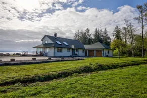 The Inn on North Bay - Stunning Views - Image 2