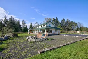 The Inn on North Bay - Stunning Views - Image 4