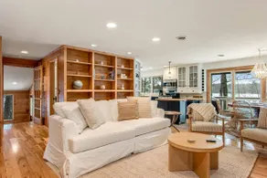 Modern Lakeside Gem with Dual Fireplaces & AC - Image 5