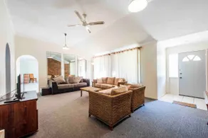Rainforest Retreat - Image 4