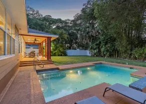 Hyde Park Villa w/ Saltwater Pool + Fire Place! - Image 4