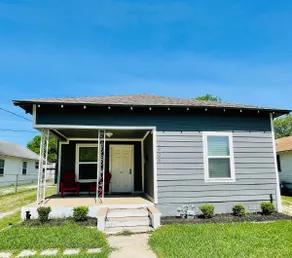 2 bdrm cute home near Downtown! - Image 2
