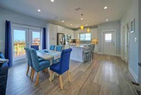 Newly Built w/ Outdoor Living, Views, Boat Parking - Image 4