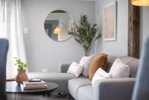 Chic, Renovated, 3BR/3BA Bev Hills Getaway! - Image 2