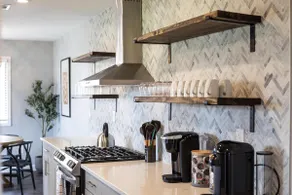 Chic, Renovated, 3BR/3BA Bev Hills Getaway! - Image 4