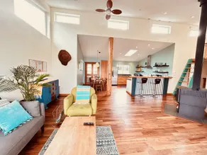 Lookout House - 3 bedrooms with ocean views - Image 2