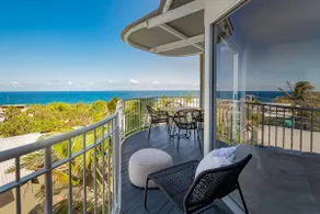 U9 Andari Stunning Views, Opposite Beach Access - Image 3