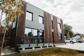 Modern Wood Home - Pet Friendly with 3 beds 2 bath - Image 2