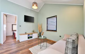 Nice Home In Vrhi Pregradski With Sauna - Image 3