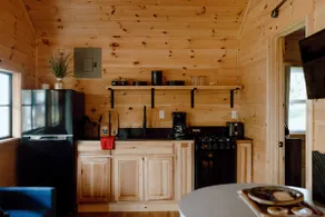 Cottage 1: Lake View - Image 2
