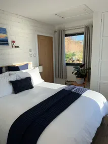 Beautiful Two Bedroom House Breathtaking Views - Image 5
