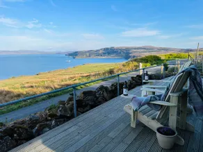 Beautiful Two Bedroom House Breathtaking Views - Image 4