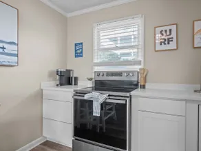 2 BR steps from beach access, dog-friendly NO FEE! - Image 5