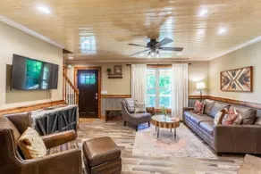 Creekside Bliss - Stunning Custom Mountain Home with a Hot Tub I Convenient to WCU! - Image 4