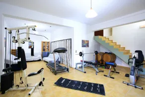 Sofia's Sunny Home + Private Pool + Gym - Image 5